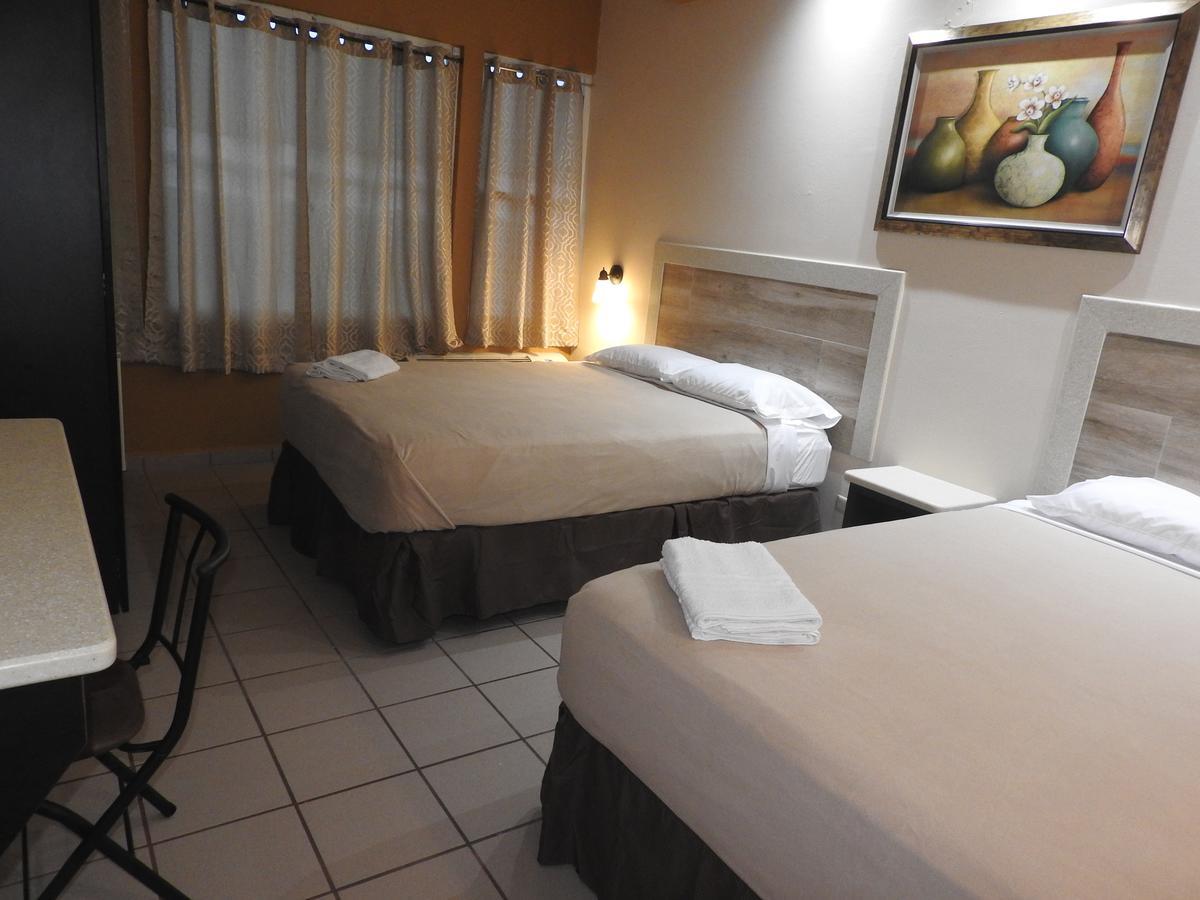 Hotel Dreams Miramar San Juan Esterno foto