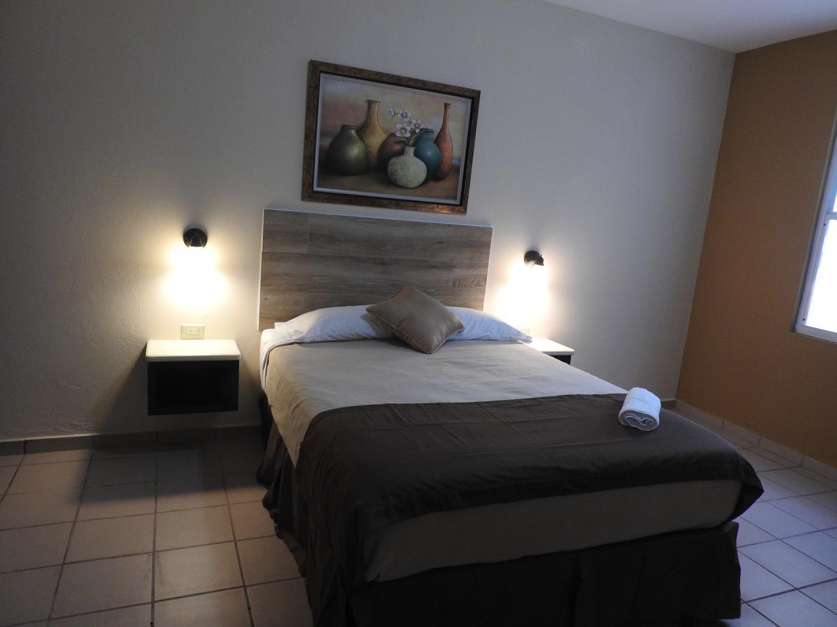 Hotel Dreams Miramar San Juan Esterno foto